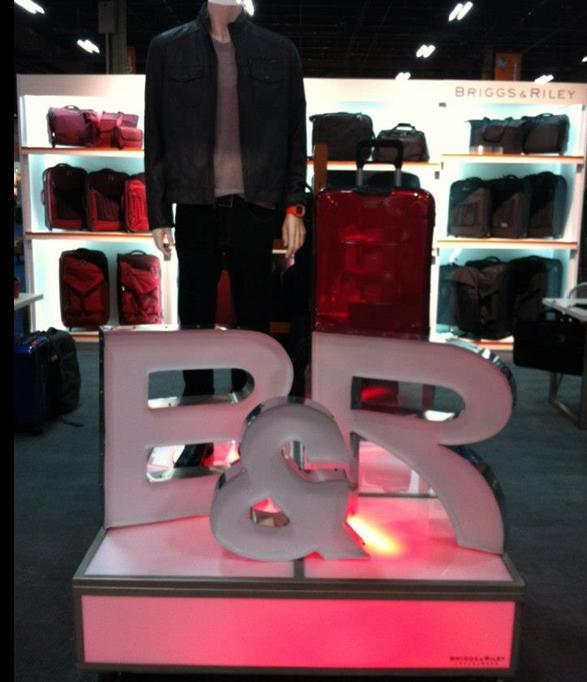 London Luggage Shop LUGGAGE(all) QU121SP Briggs and Riley Torq Hardside International