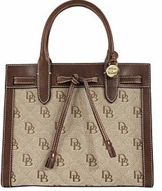 mbhm7 dooney bourke lrg quilt tassel bg