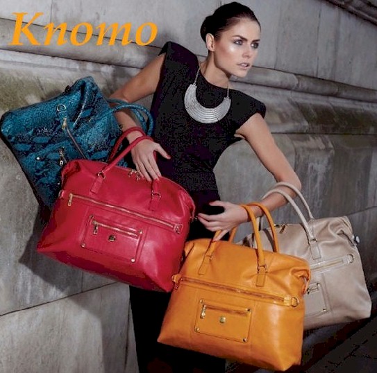 A Pop Of Color Vera Bradley Luggage Handbags Now Women Can Look Super Stylish Carrying Their Tech Cases Give Us A Call 877 370 2353 We Ve Got The Knomo Bag That Fits Your Style